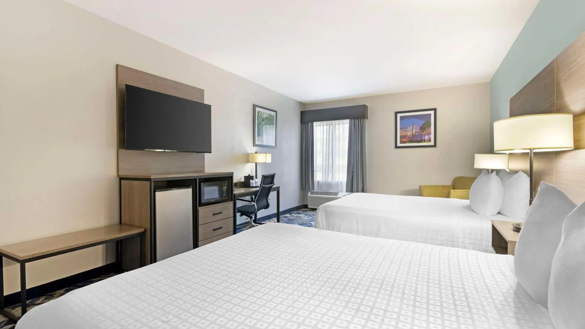 Best Western Savannah Airport Inn & Suites Pooler 3*,