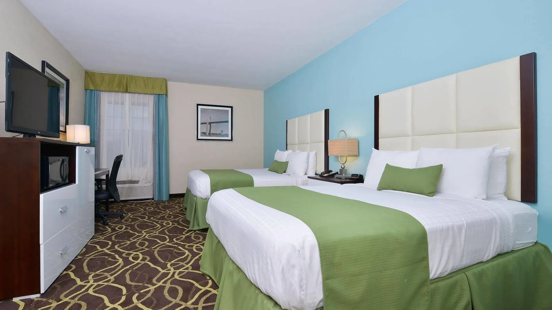 Best Western Savannah Airport Inn & Suites Pooler 3*,